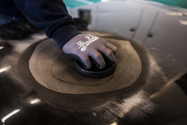 Poudre de contrôle avec applicateur noir - 150gr