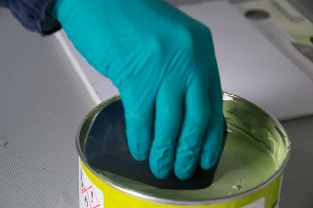 GAP 30 - Polyesterspachtel 1.5kg + Härter - light