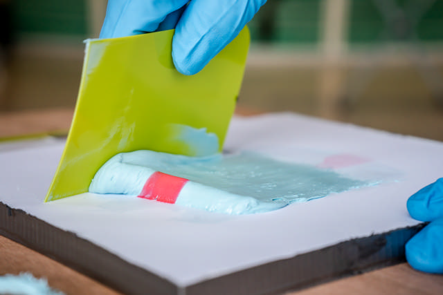 GAP 31 - Polyesterspachtel UL Azure 1kg + Härter - ultra light