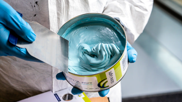 GAP 31 - Polyesterspachtel UL Azure 1kg + Härter - ultra light