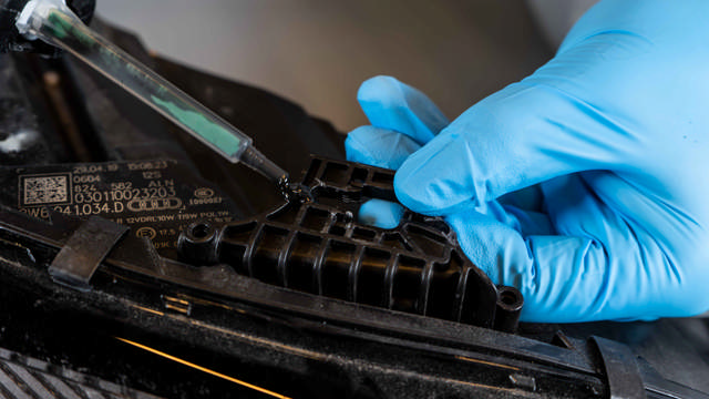 PLI 01 - Kunststoffreparatur Schnell (25 sec)