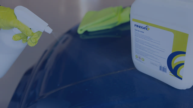 Trocknen, schützen und Glanz verleihen mit Sprühwachs